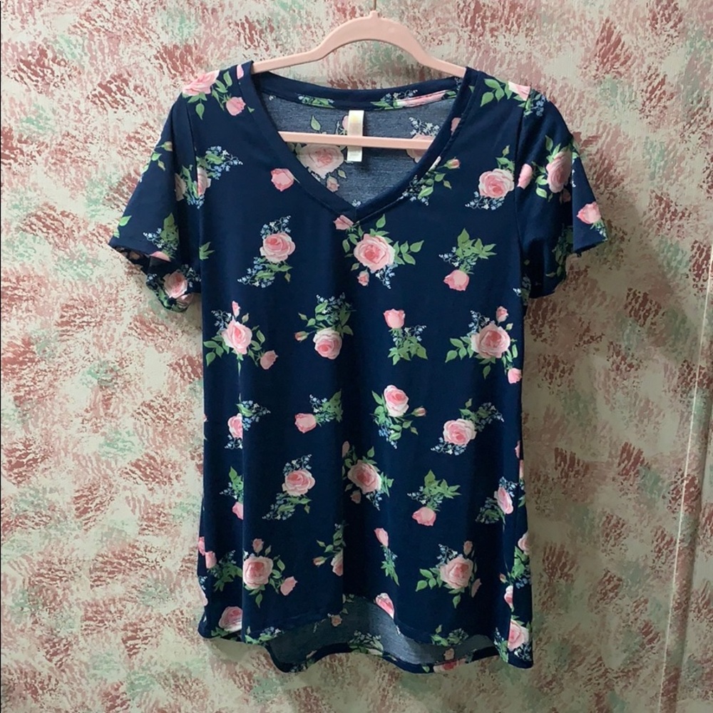 Lularoe Christy Tee